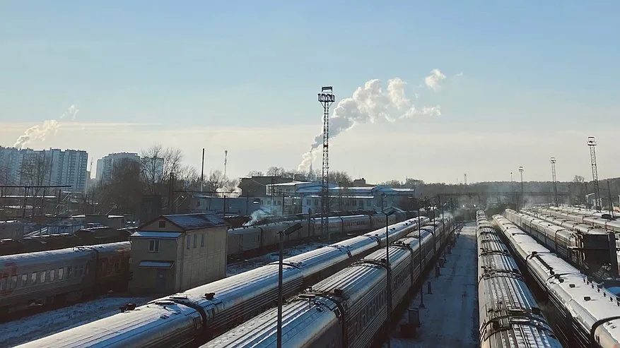 Главная картинка новости: Дополнительные электрички запустят в Костроме на время ремонта моста через Волгу