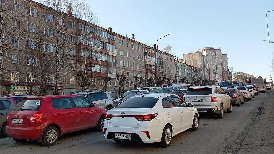 Главная картинка новости: С 1 июня обязательно должно быть в каждом авто: вот зачем каждый водитель теперь обязан возить в салоне белое полотенце