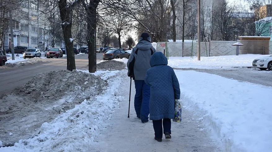 Главная картинка новости: Теперь полностью запрещено. Пенсионеров, доживших до 70 лет, ждут ограничения в  феврале и марте