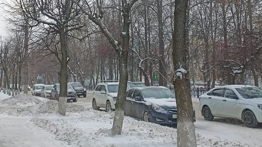 Главная картинка новости: Износ – меньше, сцепка – лучше: вот какое давление в шинах должно быть зимой