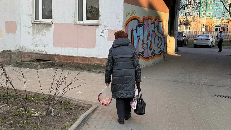 Главная картинка новости: Россияне со стажем от 15 лет и больше выйдут на пенсию раньше срока - важное условие