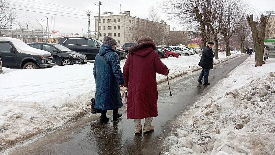 Главная картинка новости: Указ подписан. Пенсионеров, у которых есть непрерывный стаж, ждет сюрприз с 7 февраля
