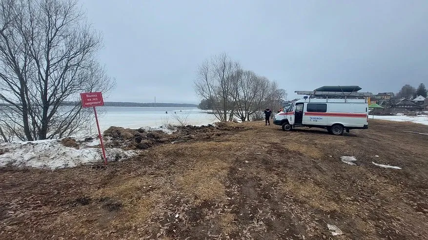 Главная картинка новости: В Костроме объявили о закрытии зимней рыбалки