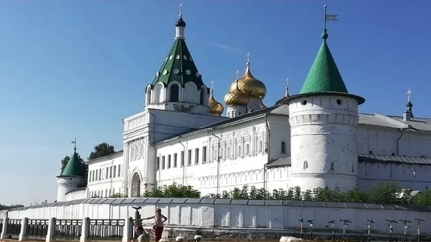 Главная картинка новости: МЧС объявило метеопредупреждение в Костромской области