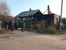 В страшном пожаре в Островском погибли двое взрослых и двухлетний ребенок