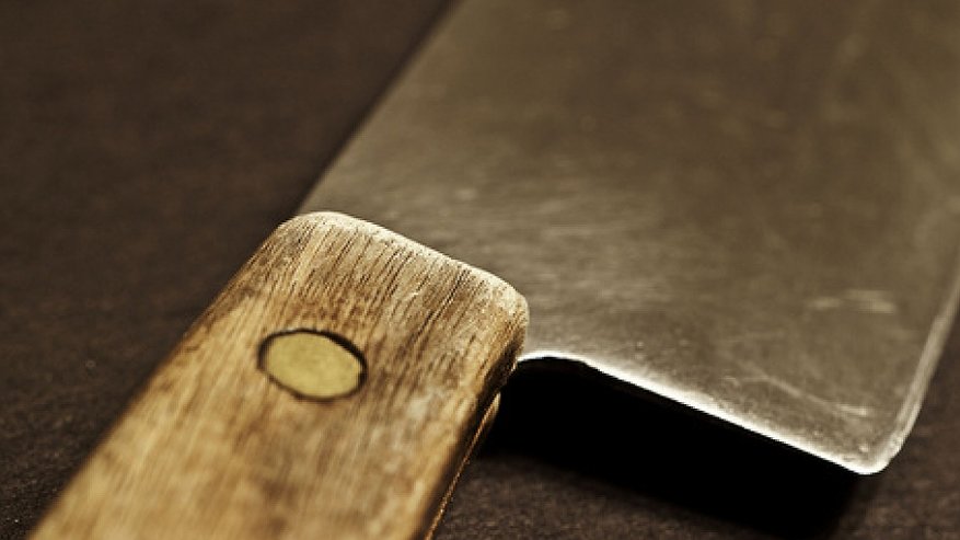 18-летний студент зарезал отчима ножом