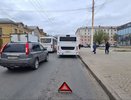 В Костроме 77-летняя пенсионерка пострадала при падении в автобусе