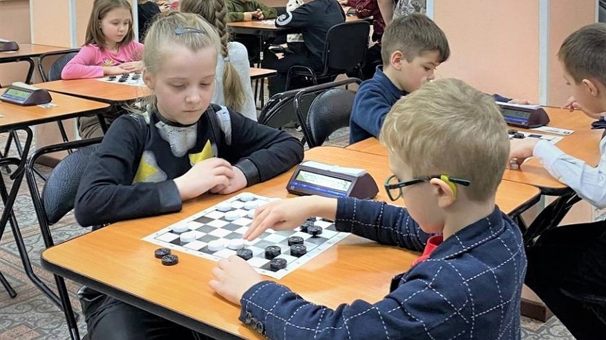Юные костромичи сразятся в первенстве города по русским шашкам