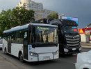 Дальнобойщики в Костроме «рассекают» по улицам в часы пик, мешая автобусам
