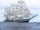 Двое юных моряков из Костромы отправились в плавание на парусном фрегате