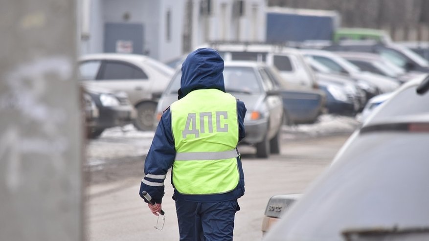 Костромич пытался откупиться от автоинспекторов в ночь на Рождество