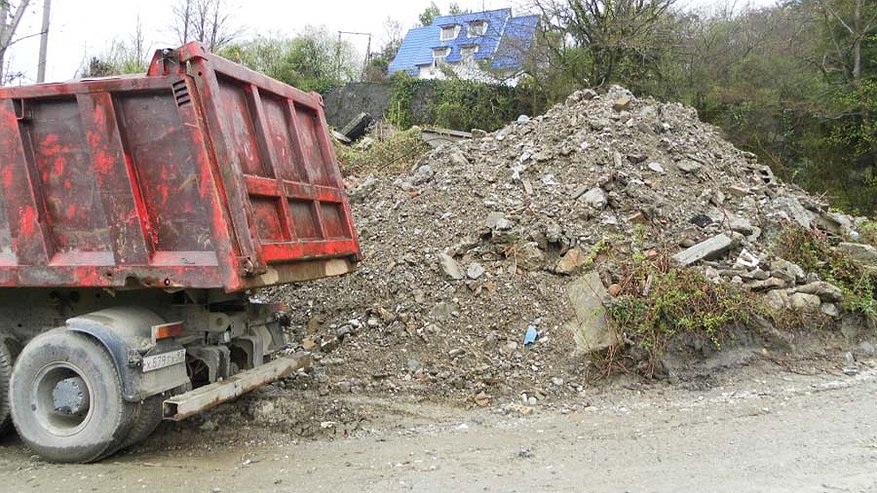 Городские власти ликвидировали огромную свалку 