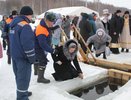 Костромичи уже начали окунаться в ледяную крещенскую воду