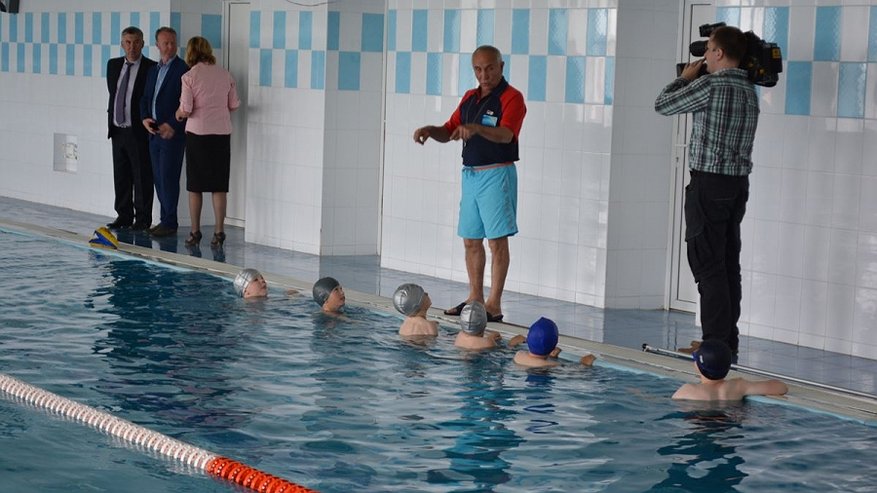 В Галиче бесплатно научили плавать более 500 детей