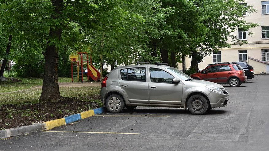 В администрации Костромы рассказали, как можно получить парковку во дворе