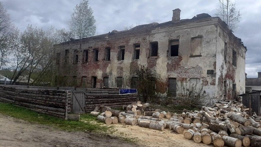 Под Костромой продается здание бывшей тюрьмы за рубль