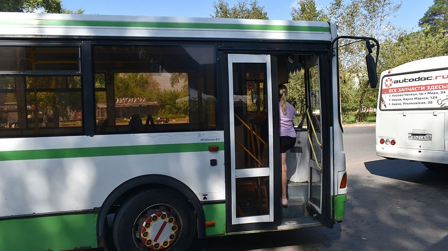 В Костроме 5-летний мальчик напугал водителя автобуса