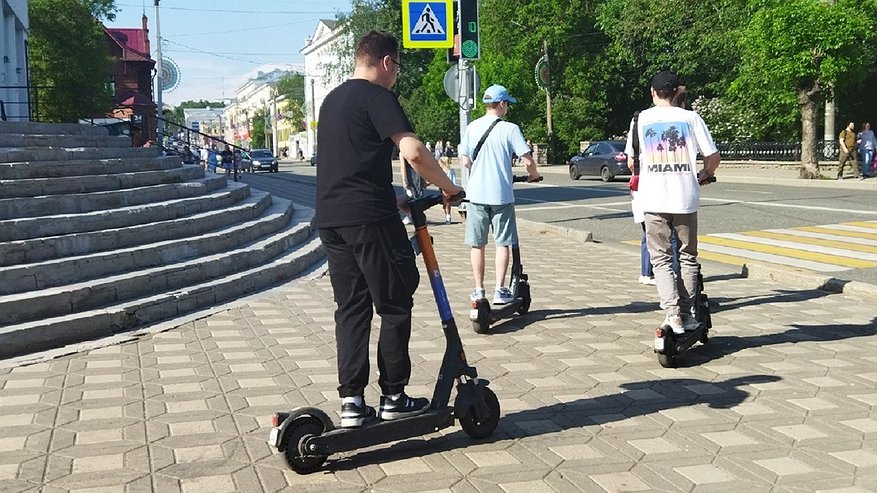 В Костроме от наездов лихачей на элетросамокатах пострадали 34 человека