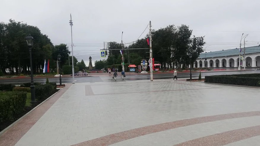 Главная картинка новости: Пешеходный переход у «сковородки» снова доступен для костромичей