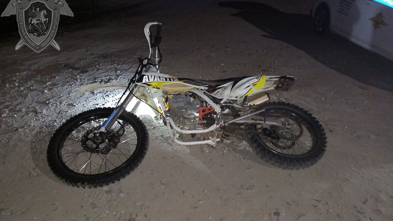 Главная картинка новости: Мотоциклист из Шарьи наехал на сотрудника полиции