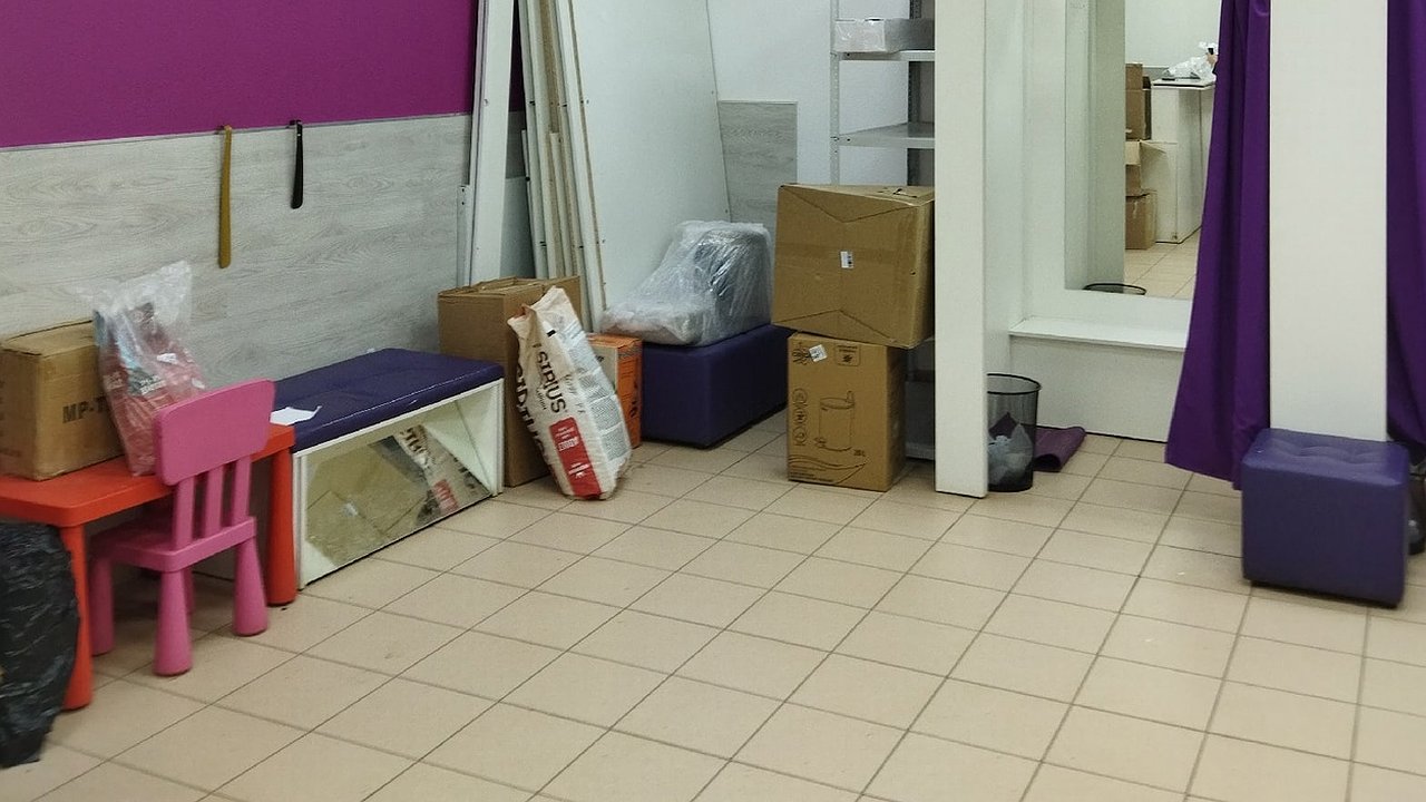 Главная картинка новости: В Костроме мужчина ограбил пункт выдачи заказов маркетплейса