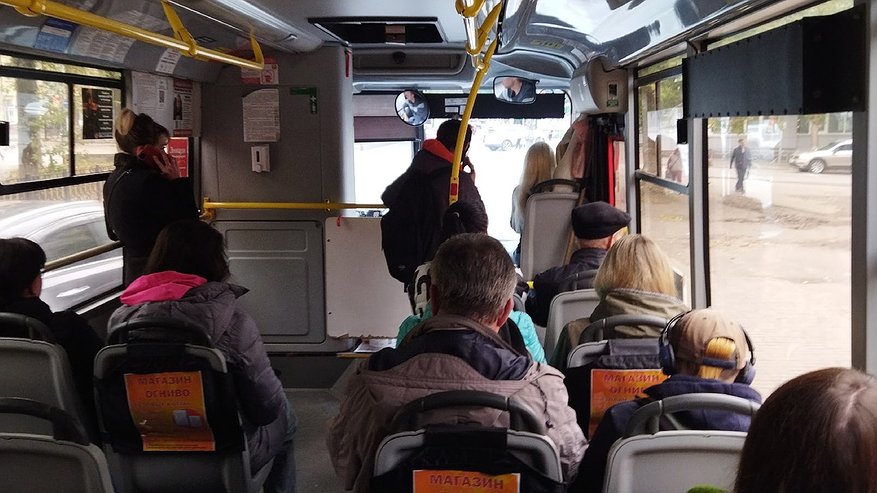 Главная картинка новости: В Костромских автобусах неподтвержденные карты школьников будут блокировать