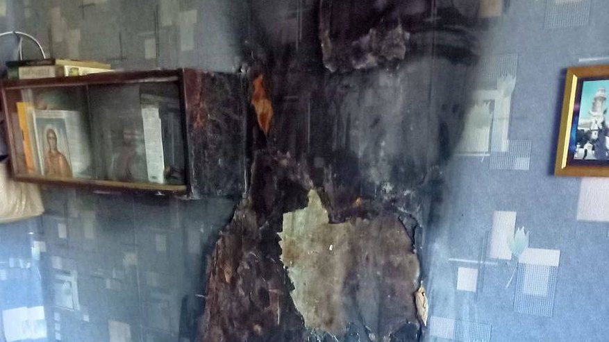 Главная картинка новости: В Костроме женщина чуть не погибла в пожаре из-за оставленного утюга