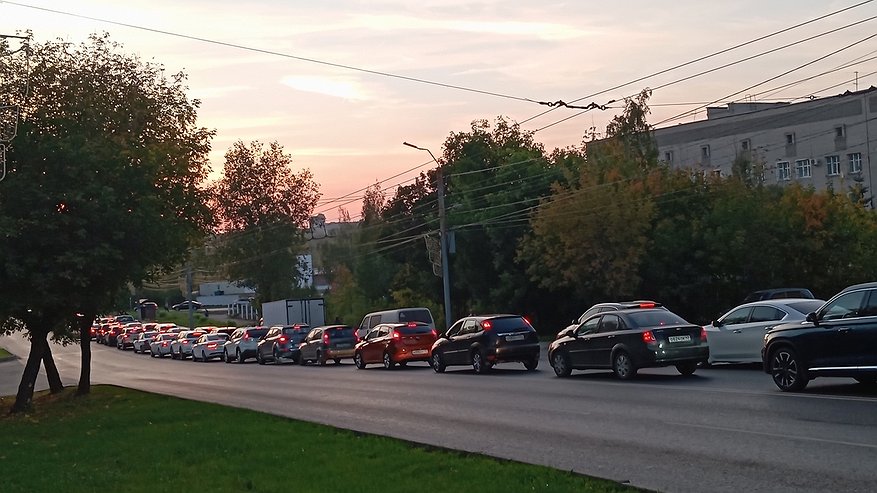 Главная картинка новости: Костромским водителям напоминают - пора менять колеса