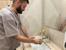 Грязь мигом вылетит из труб: 4 способа добиться идеальной чистоты слива без вантуза