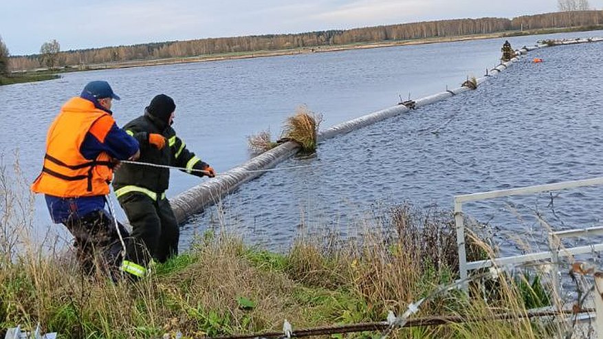 Главная картинка новости: В Костромской области спасли 47-летнего рыбака, который хотел порыбачить в запрещенном месте