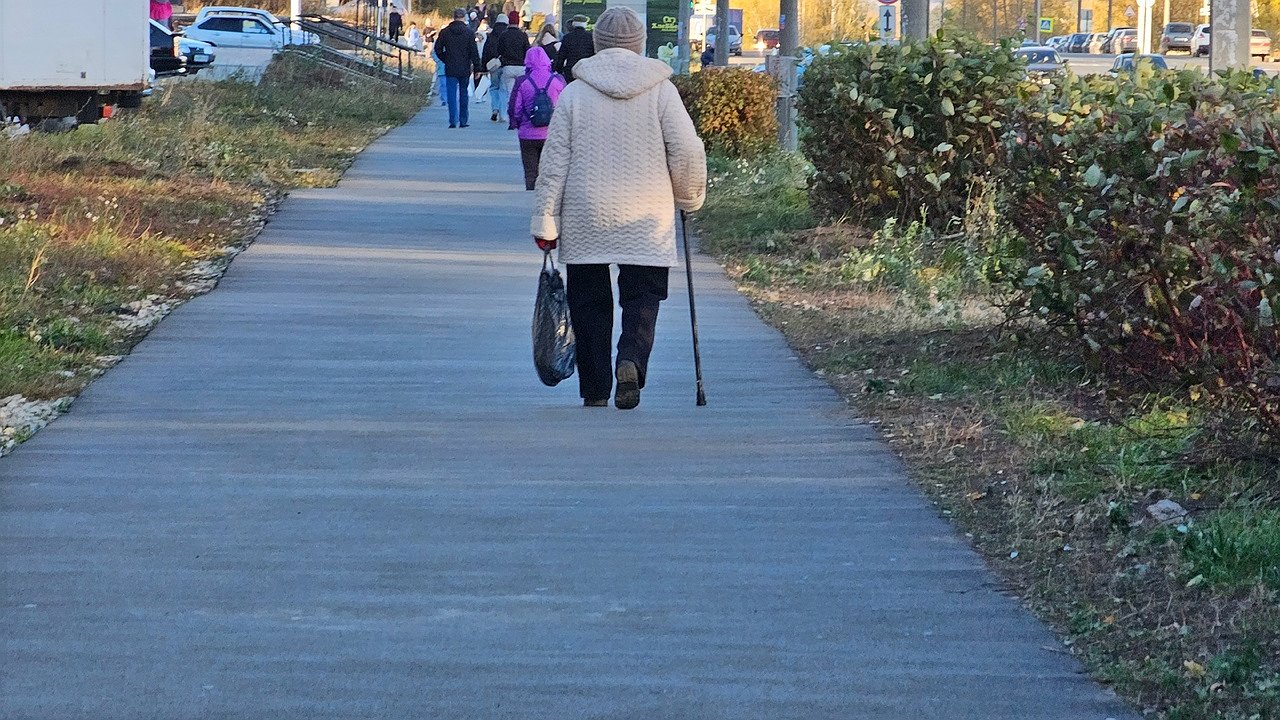 Главная картинка новости: Некоторые пенсионеры в России получат увеличенную пенсию в декабре
