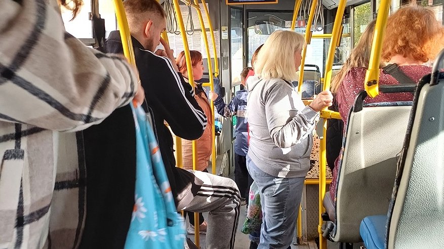 Главная картинка новости: Требую 100 тысяч рублей: костромич подал в суд на автотранспортное предприятие