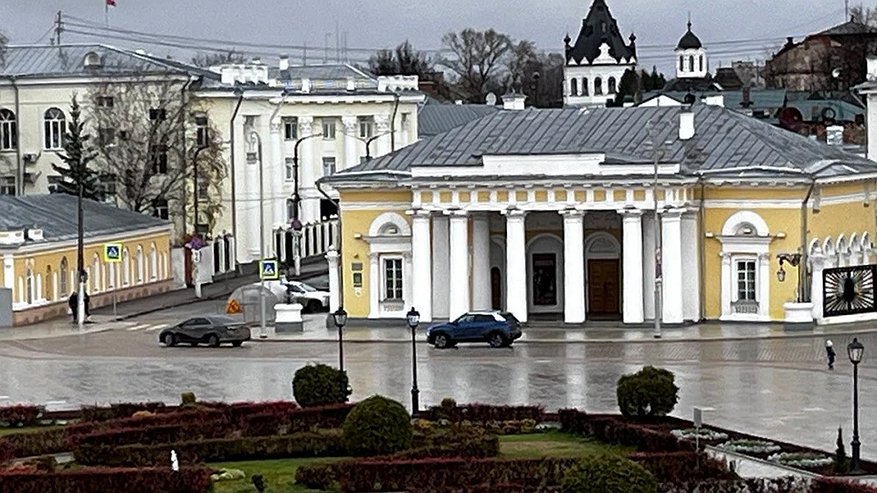 Главная картинка новости: В Костроме на Сусанинской площади меняется схема движения транспорта