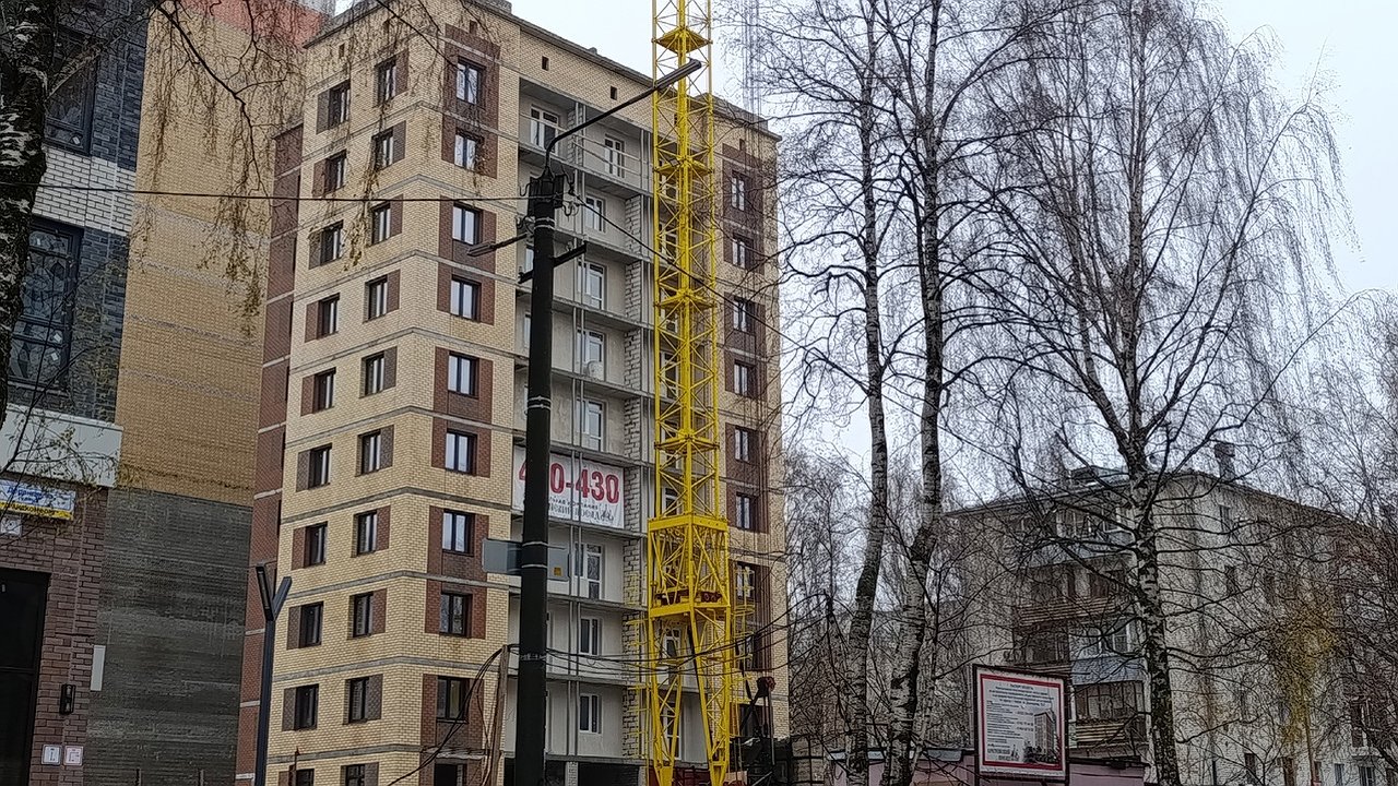 Главная картинка новости: В Костроме стали дешеветь квартиры среднего класса