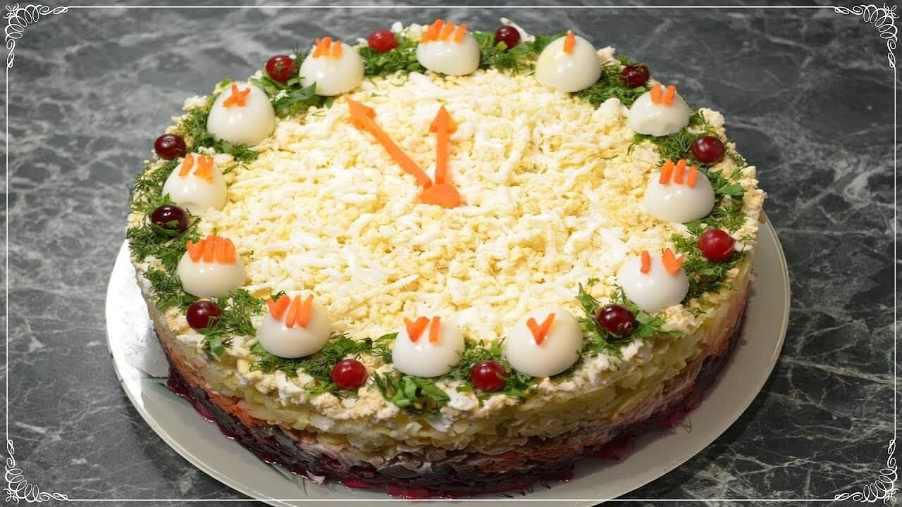 Главная картинка новости: Удивите гостей на Новый год 2025 салатом «Новогодняя ночь»: Зеленая Деревянная Змея оценит кулинарное новшество