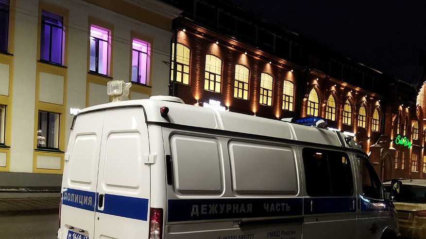Главная картинка новости: Протечка масла в машине костромича помогла полиции выйти по горячим следам на банду преступников