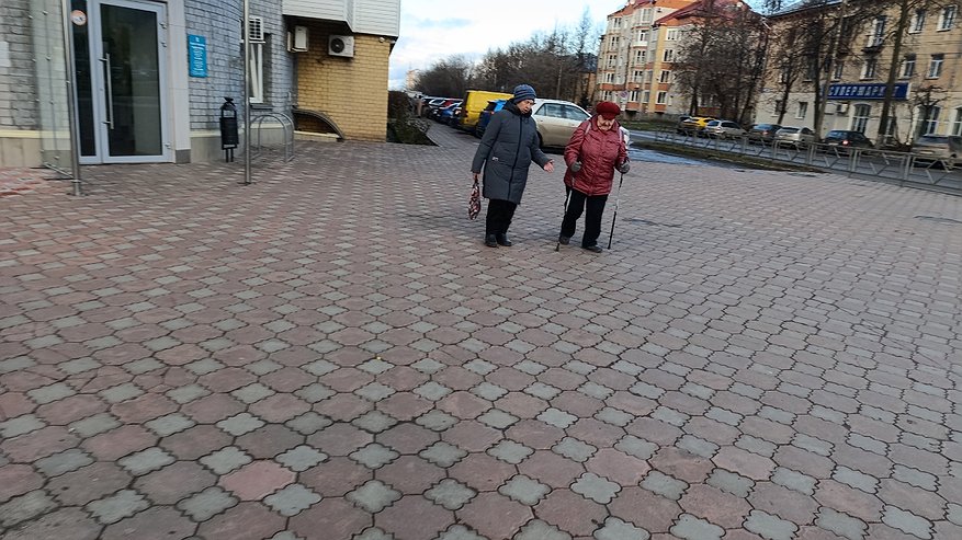 Главная картинка новости: Теперь полностью запрещено. Пенсионеров, доживших до 70 лет, ждут жесткие ограничения с 9 декабря