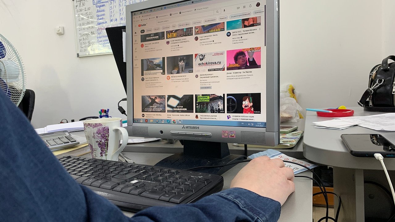 Главная картинка новости: «Прекращаем работу c 1 января»: YouTube принял важноее решение, которое коснется всех россиян