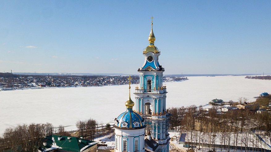 Главная картинка новости: В Костроме участников богослужения в Рождественскую ночь отвезут от кремля бесплатные автобусы