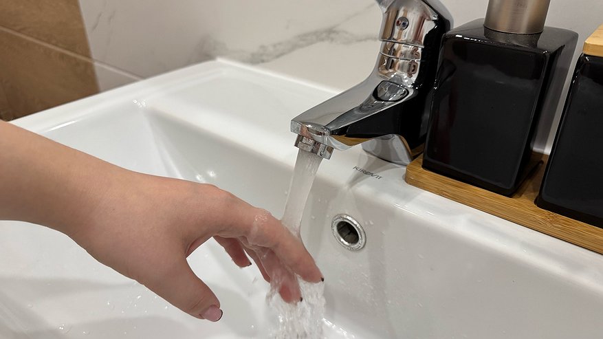 Главная картинка новости: За отопление и воду с 11 января платить не нужно. Пенсионерам объявили о большом сюрпризе