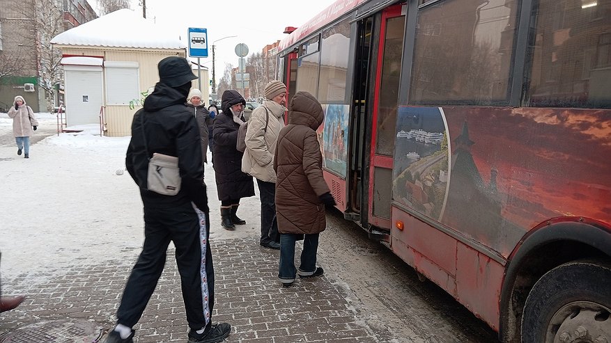 Главная картинка новости: В Шарье с понедельника начнет работать новый маршрут автобуса