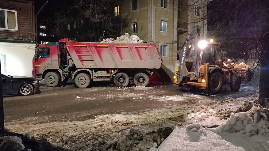 Главная картинка новости: В Костроме после снегопадов вывезли 2 тысячи кубометров снега