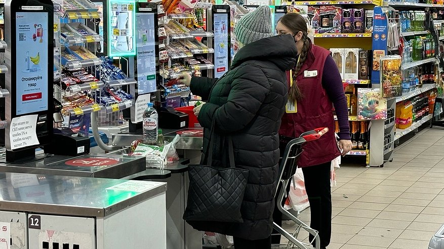 Главная картинка новости: СФ одобрил закон о повышении штрафов за продажу детям табачной продукции