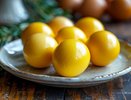 Яйца будут краше сочного лимона и ярче весеннего солнышка: крашу их в желтый цвет без химозы: шелуху отправляю в мусорку