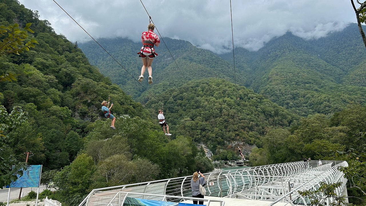 Главная картинка новости: Не Турция и не Египет: вот куда поеду на майские с родней: там дешево, природа шикарная, да и надоедливых туристов мало