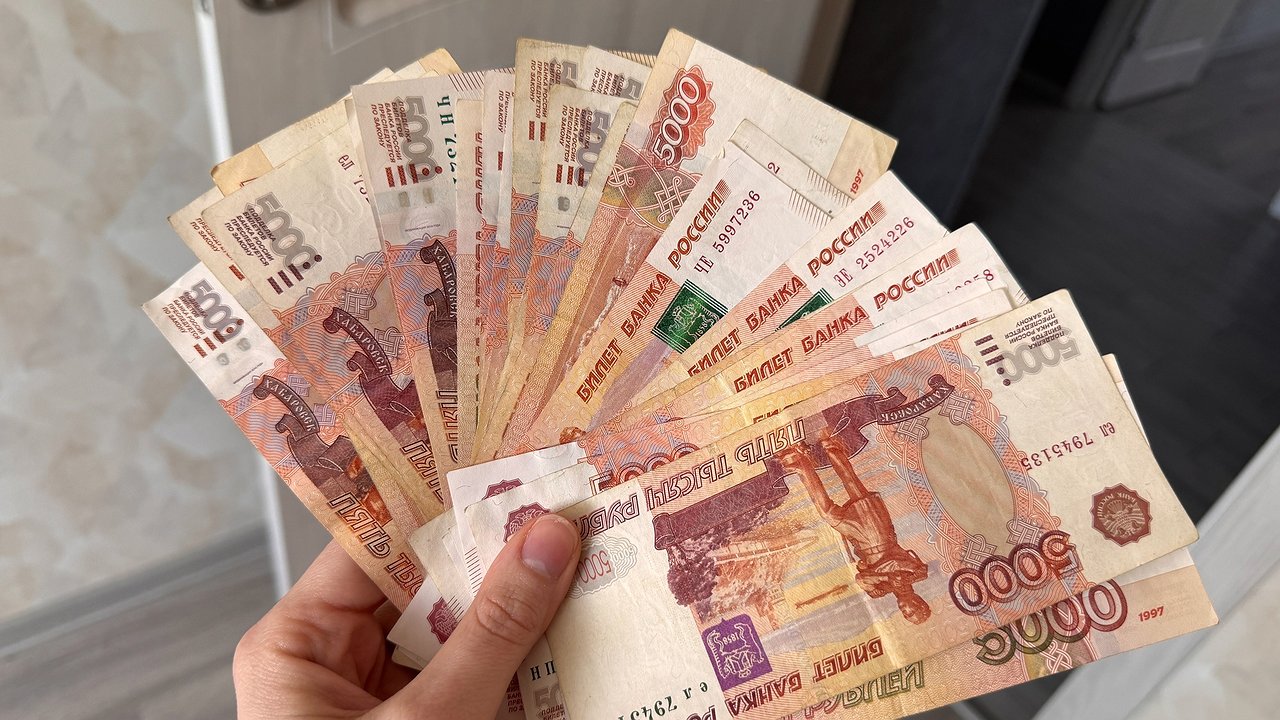 Главная картинка новости: Проснутся миллионерами: звезды обещают двум знакам сказочное богатство на следующей неделе - проверяйте счета