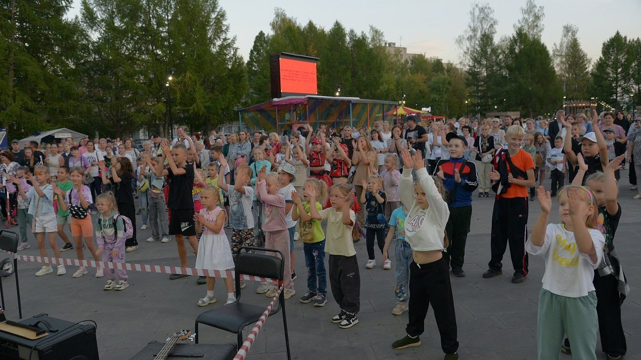 Главная картинка новости: Открытие паркового сезона в Костроме обещает стать настоящим путешествием во времени