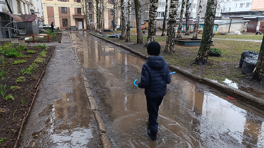 Главная картинка новости: Зальет все по колено - аномальные осадки придут на майские праздники: синоптики обновили прогноз