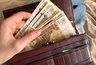 Миниатюра новости: По 10, 55 и даже 80 тысяч рублей сверху к пенсии: приятные выплаты порадуют россиян ко Дню Победы