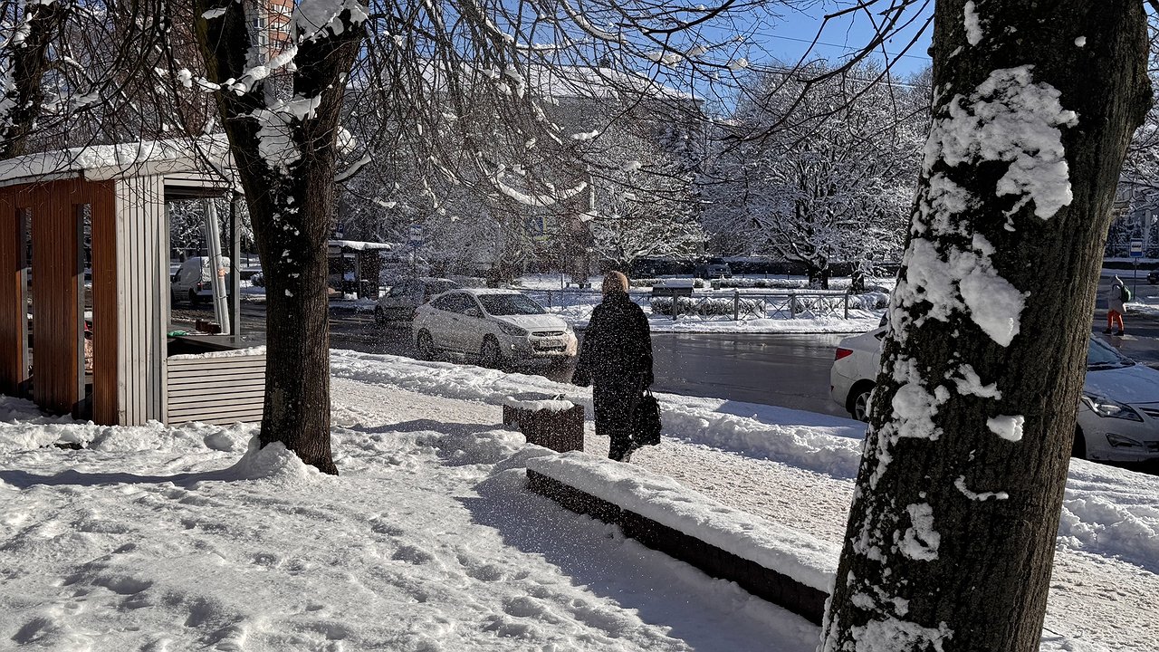 Главная картинка новости: Прощай, шашлык и отдых на даче?: Вильфанд перевернул прогноз погоды — россиян ждет ледяной душ и ураганные ветра на майские